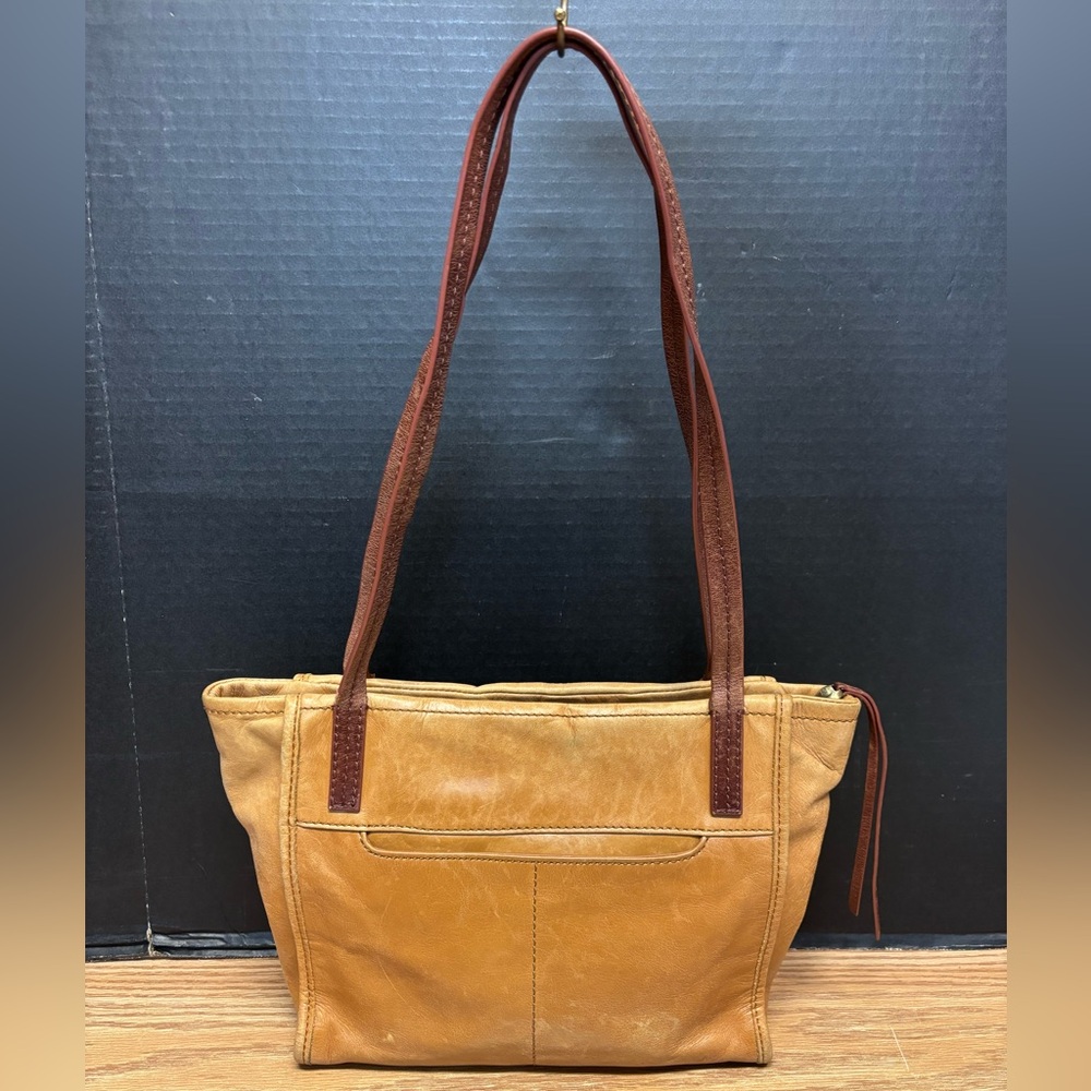 HOBO Tan and Brown Shoulder Bag